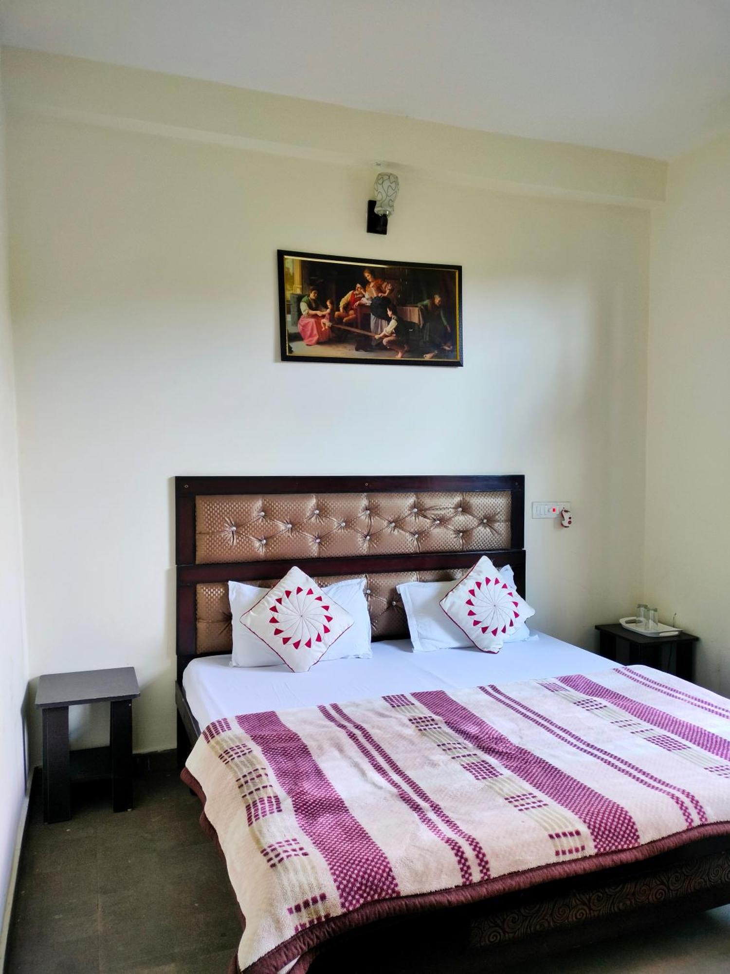 Raahi Stay, Landing Site Bir - Stay & Cafe 외부 사진